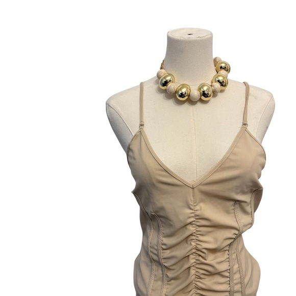 Chic Gold and Cream Beaded Necklace - Picture 3 of 7
